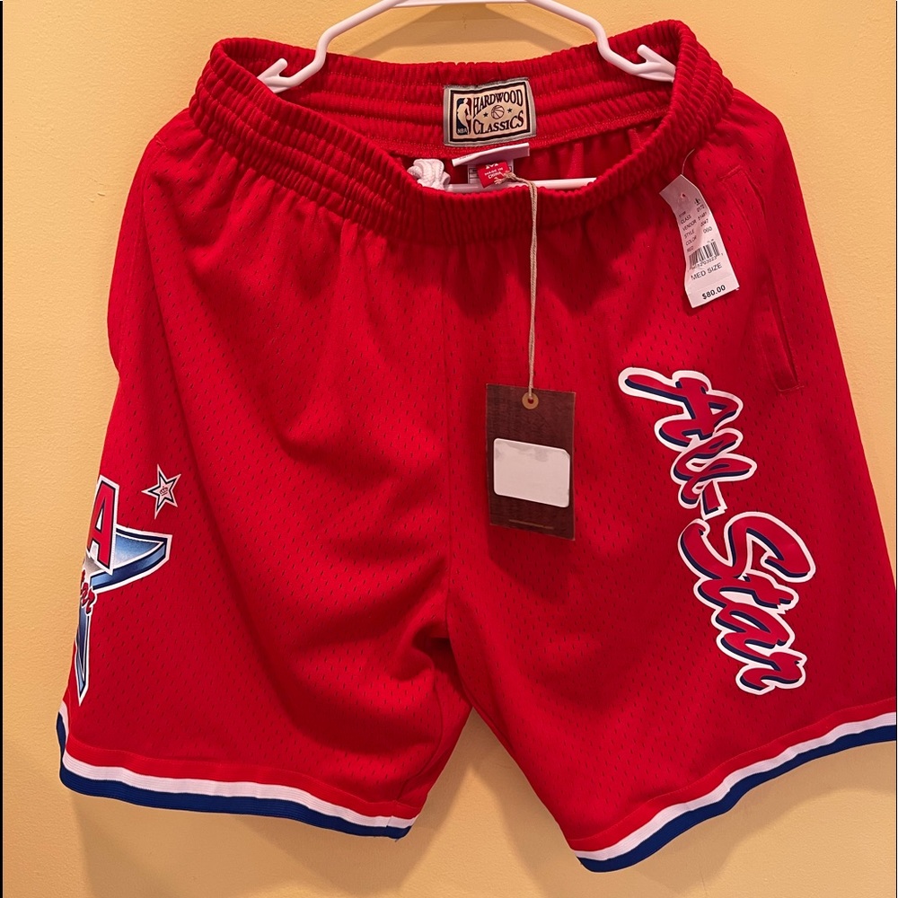 Mitchell and Ness Red Swingman Shorts BRAND NEW Size Medium